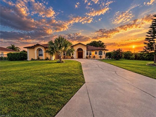 2911 21st ST SW, LEHIGH ACRES, FL 33976