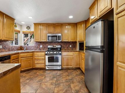 3565 Mountain View Dr, Rocklin, CA 95677 Photo