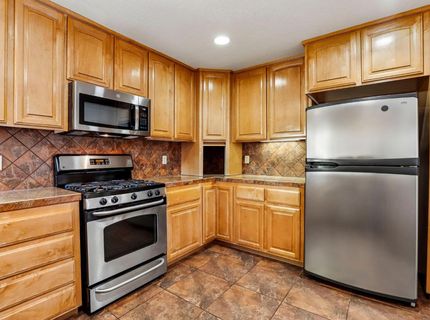 3565 Mountain View Dr, Rocklin, CA 95677 Photo