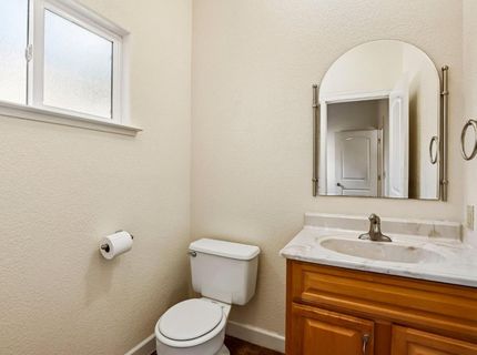 3565 Mountain View Dr, Rocklin, CA 95677 Photo