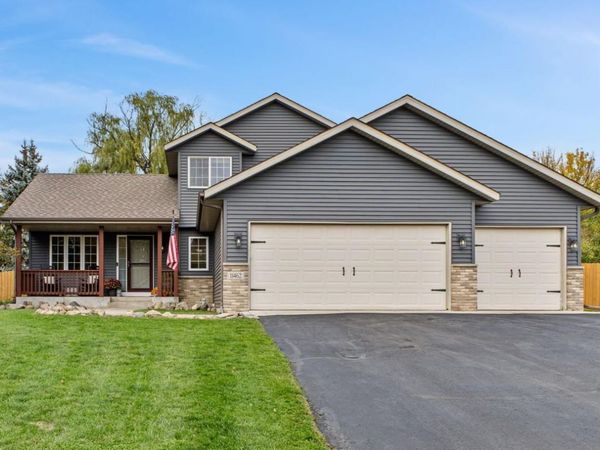 11462 53rd Street NE, Albertville, MN 55301