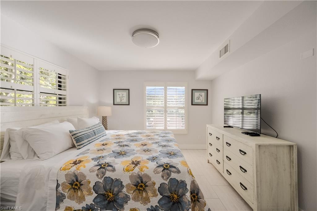 655 8th Ave S, Unit 3, Naples, FL 34102 Photo