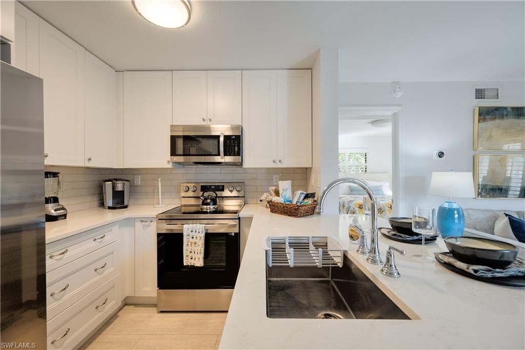 655 8th Ave S, Unit 3, Naples, FL 34102 Photo