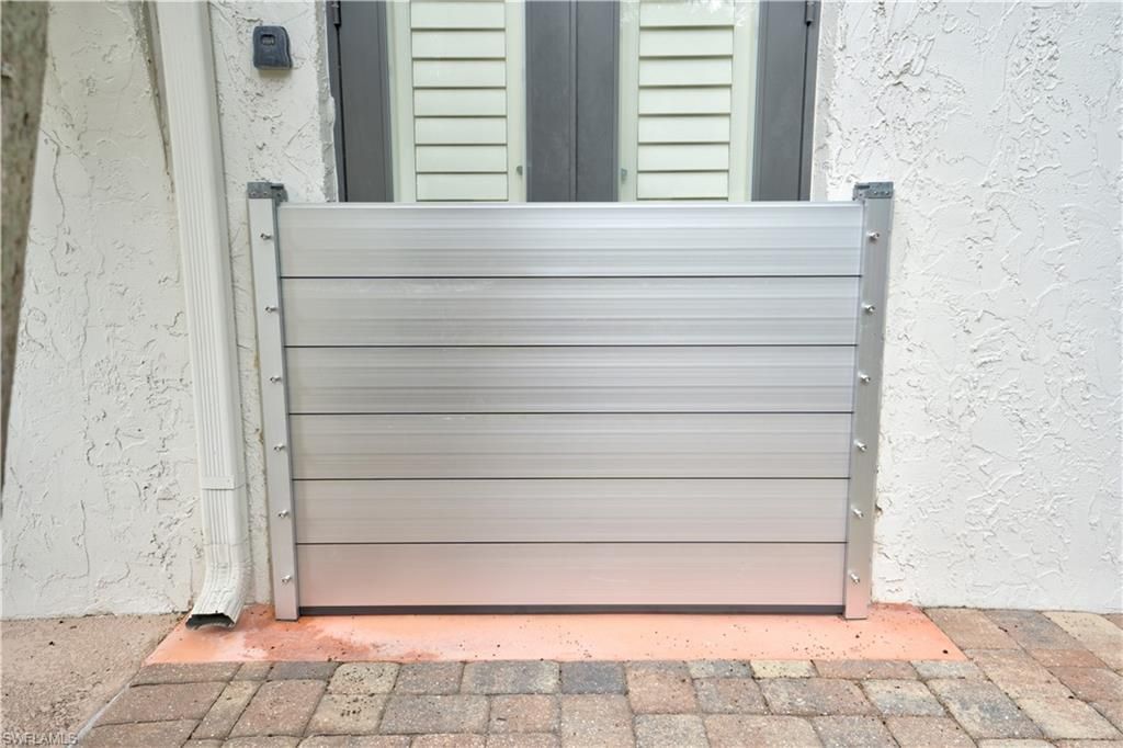 655 8th Ave S, Unit 3, Naples, FL 34102 Photo
