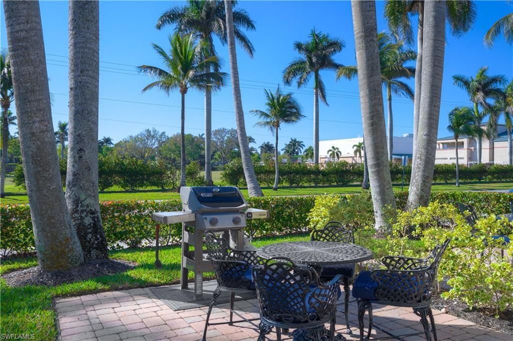 655 8th Ave S, Unit 3, Naples, FL 34102 Photo