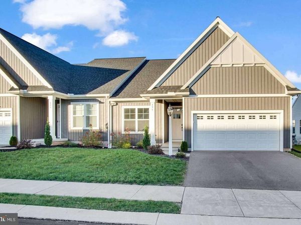 862 SHADOWBROOKE DRIVE , DOVER, PA 17315