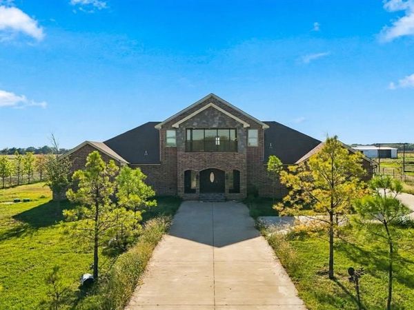 573 Hcr 2431, Hillsboro, TX 76645