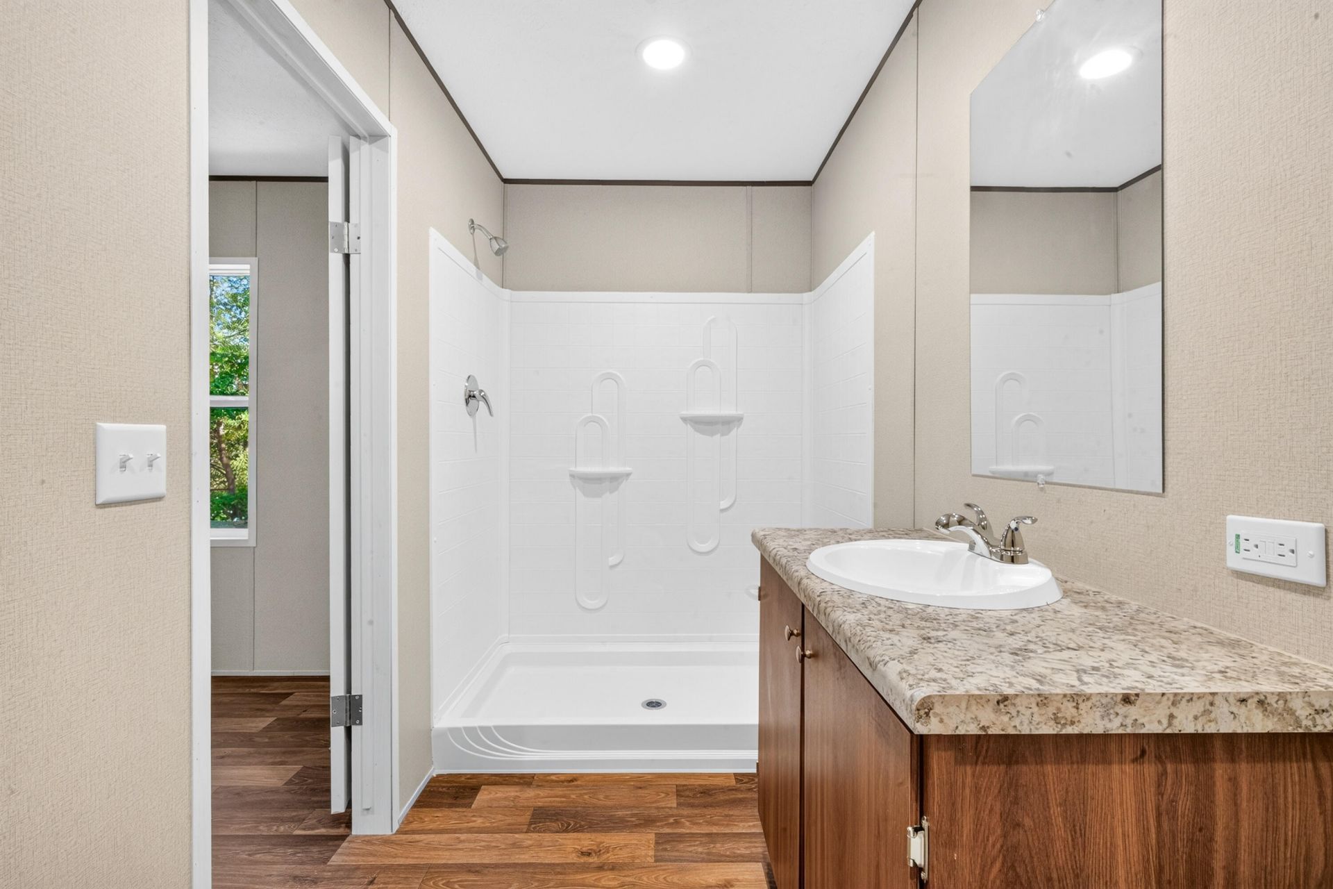 242 1st Street Photo 18