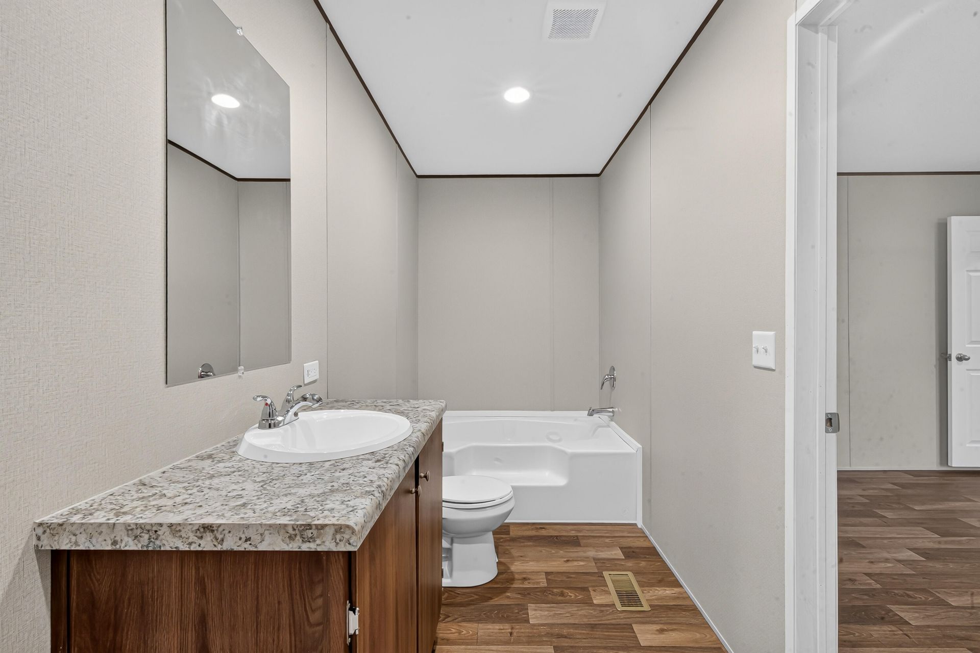 242 1st Street Photo 19