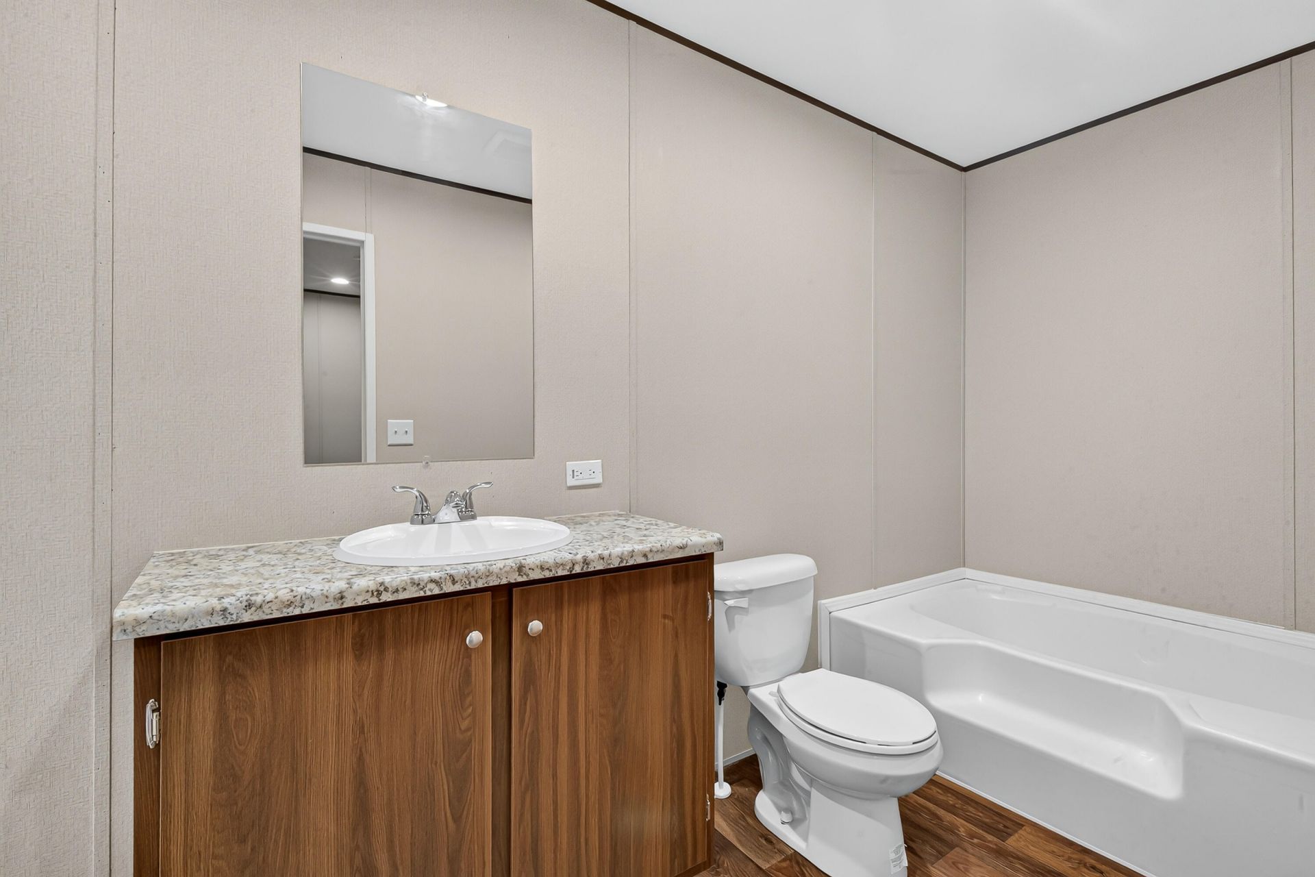 242 1st Street Photo 20