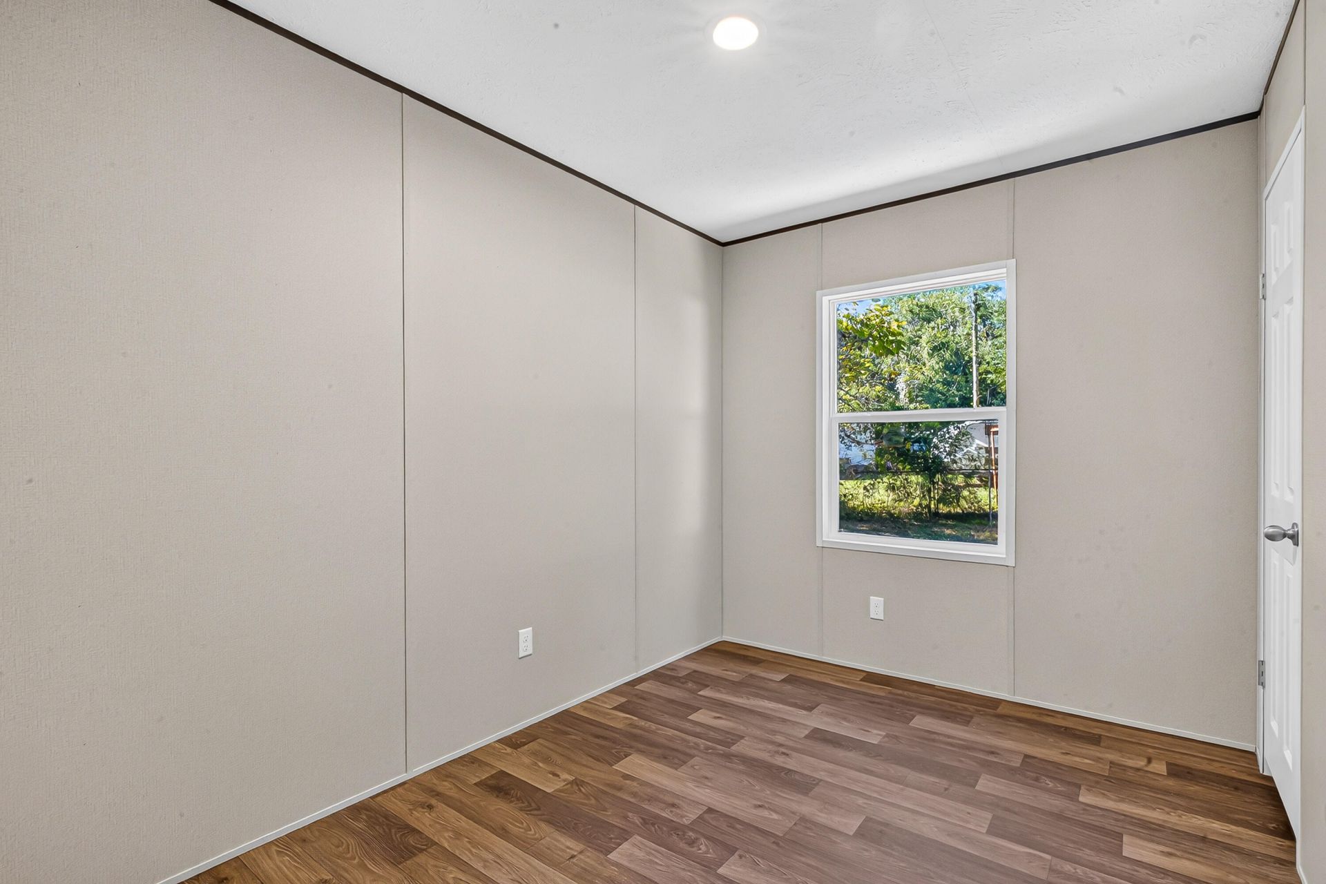 242 1st Street Photo 22