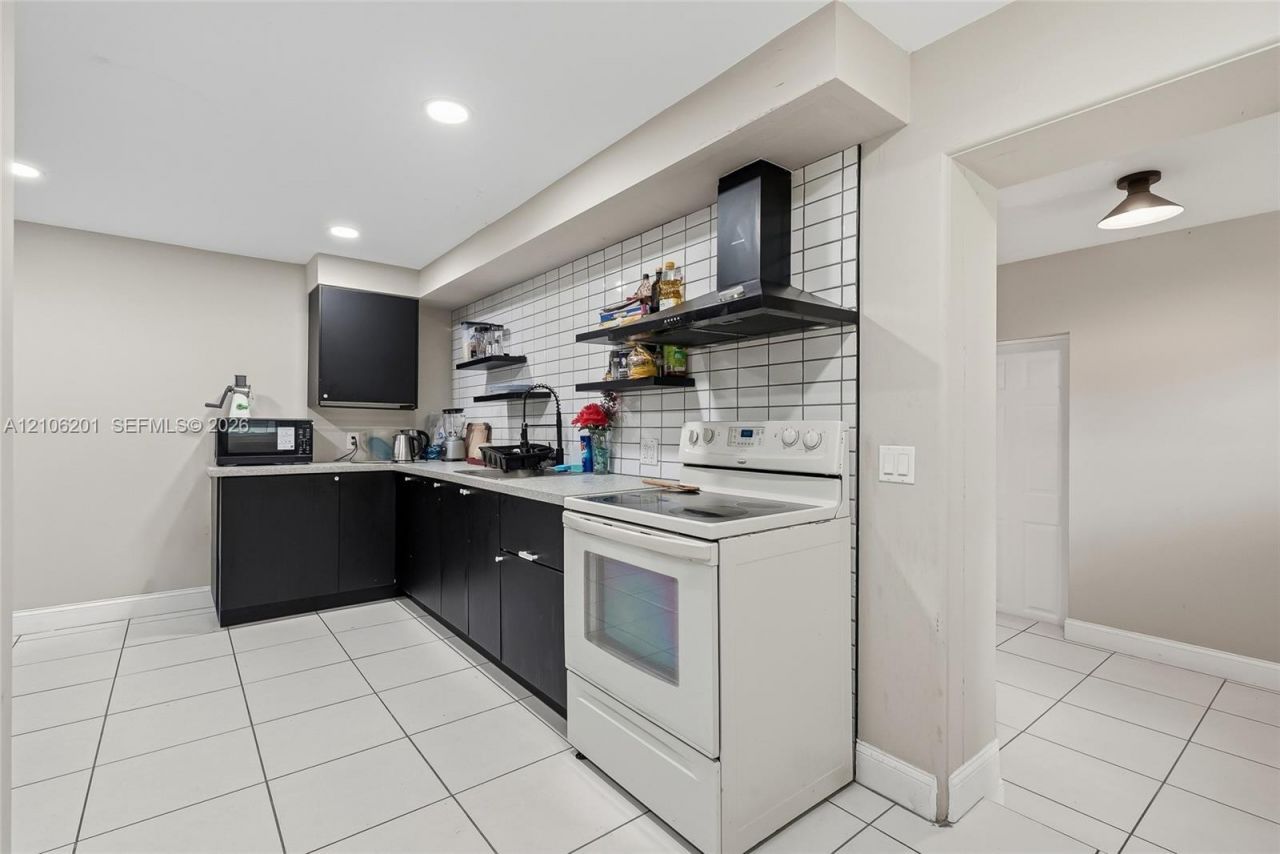 1109 S 7th St , Fort Pierce, FL 34950 Photo