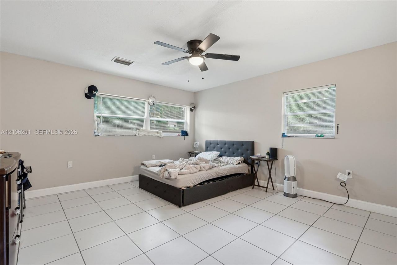 1109 S 7th St , Fort Pierce, FL 34950 Photo