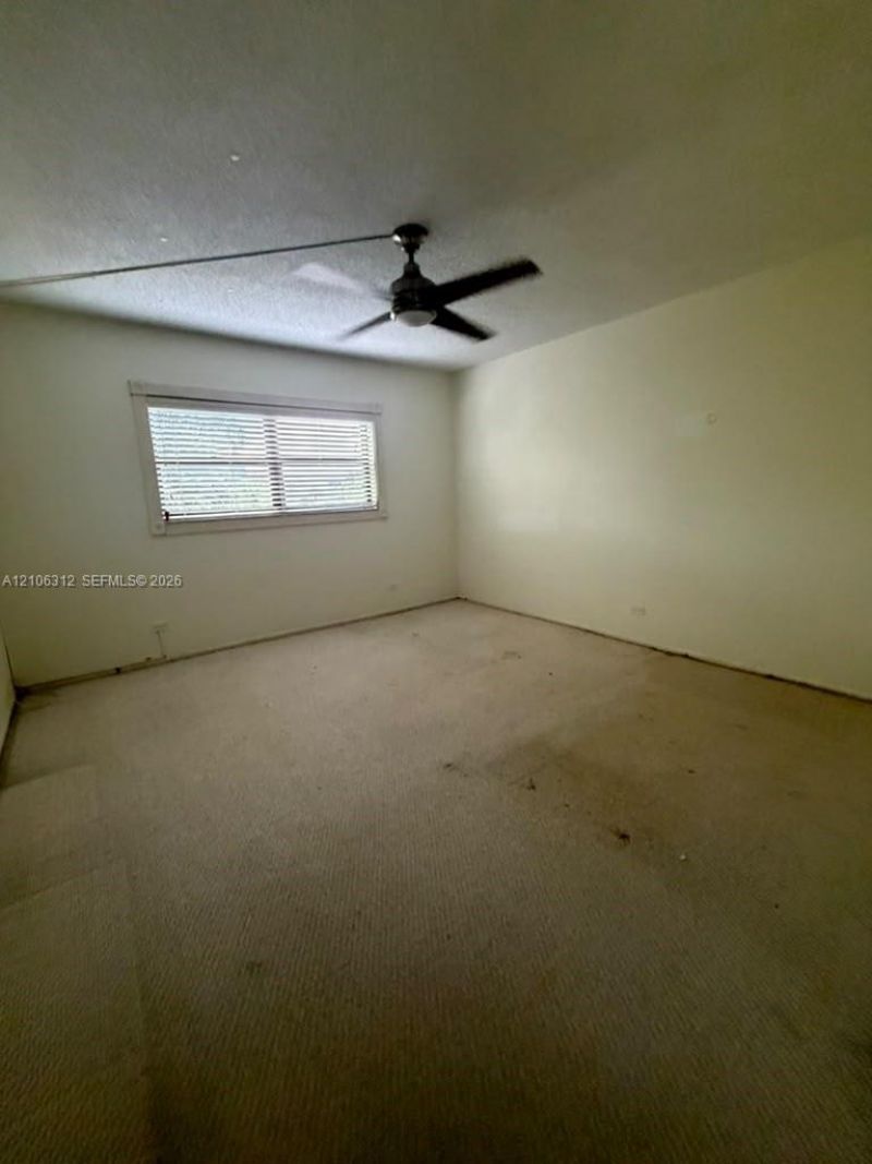800 NE 195th St , Unit 311, Miami, FL 33179 Photo