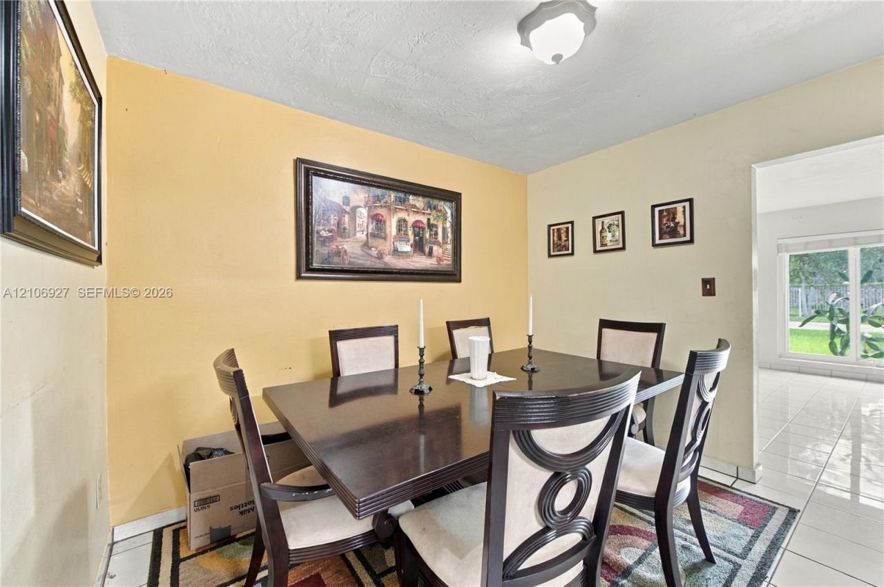 9121 SW 184th Ter , Cutler Bay, FL 33157 Photo