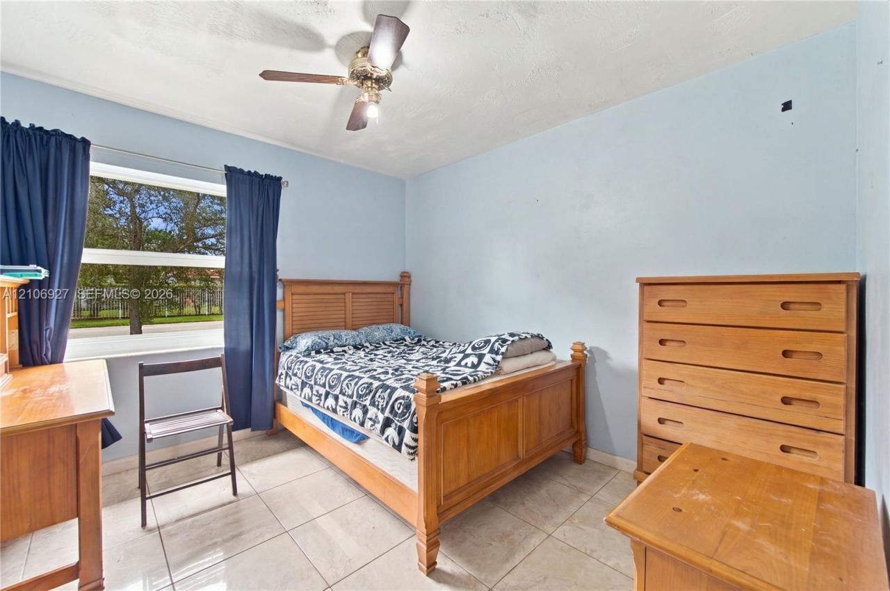 9121 SW 184th Ter , Cutler Bay, FL 33157 Photo