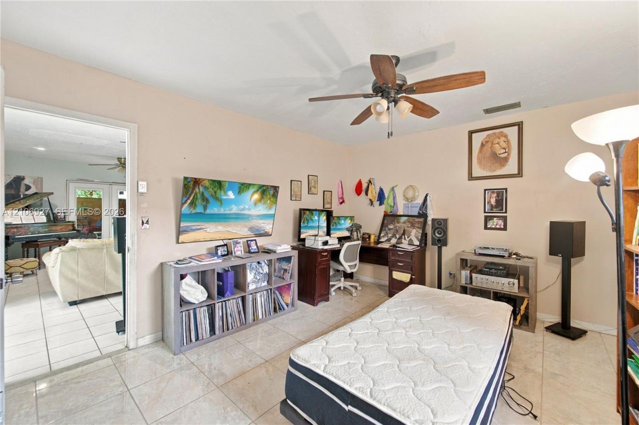 9121 SW 184th Ter , Cutler Bay, FL 33157 Photo