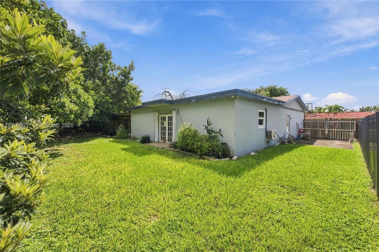9121 SW 184th Ter , Cutler Bay, FL 33157 Photo