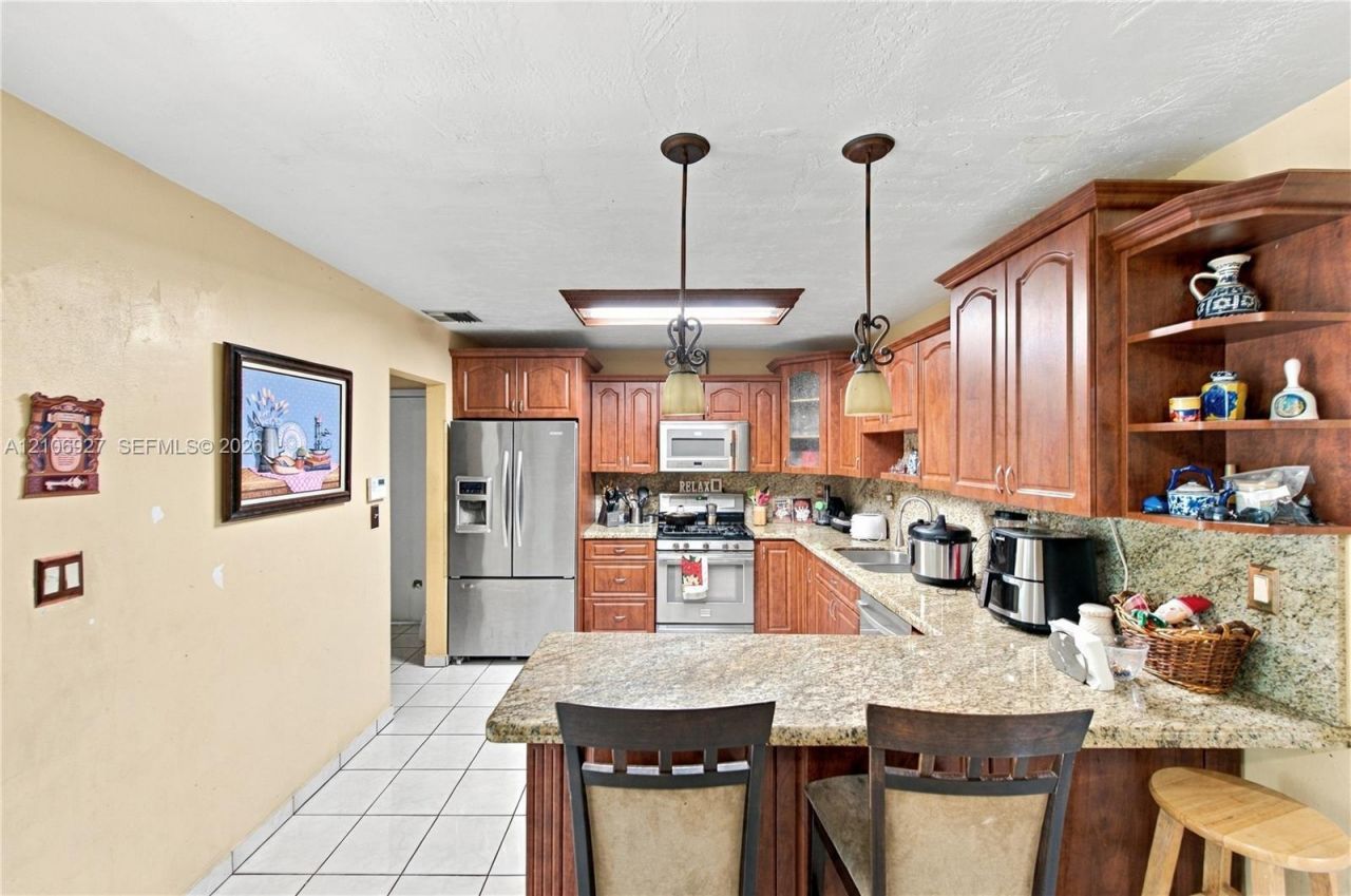9121 SW 184th Ter , Cutler Bay, FL 33157 Photo