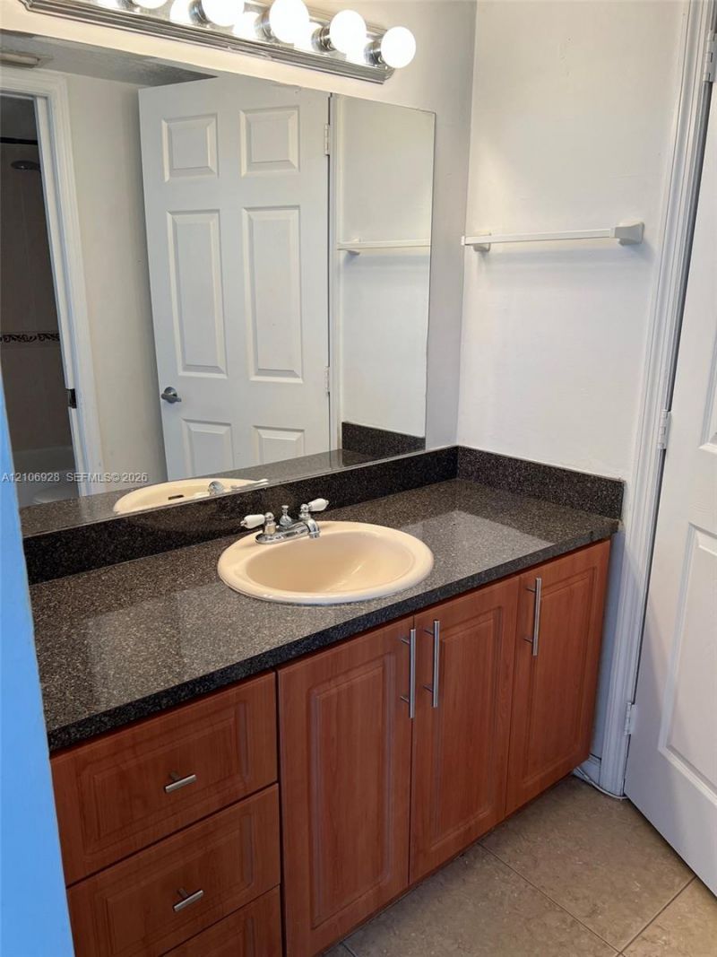 1900 N Congress Ave , Unit 411, West Palm Beach, FL 33401 Photo