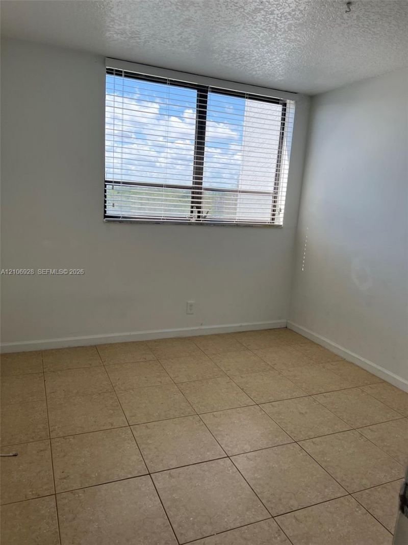1900 N Congress Ave , Unit 411, West Palm Beach, FL 33401 Photo