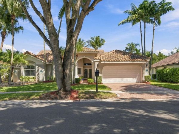 809 Heron Rd , Weston, FL 33326