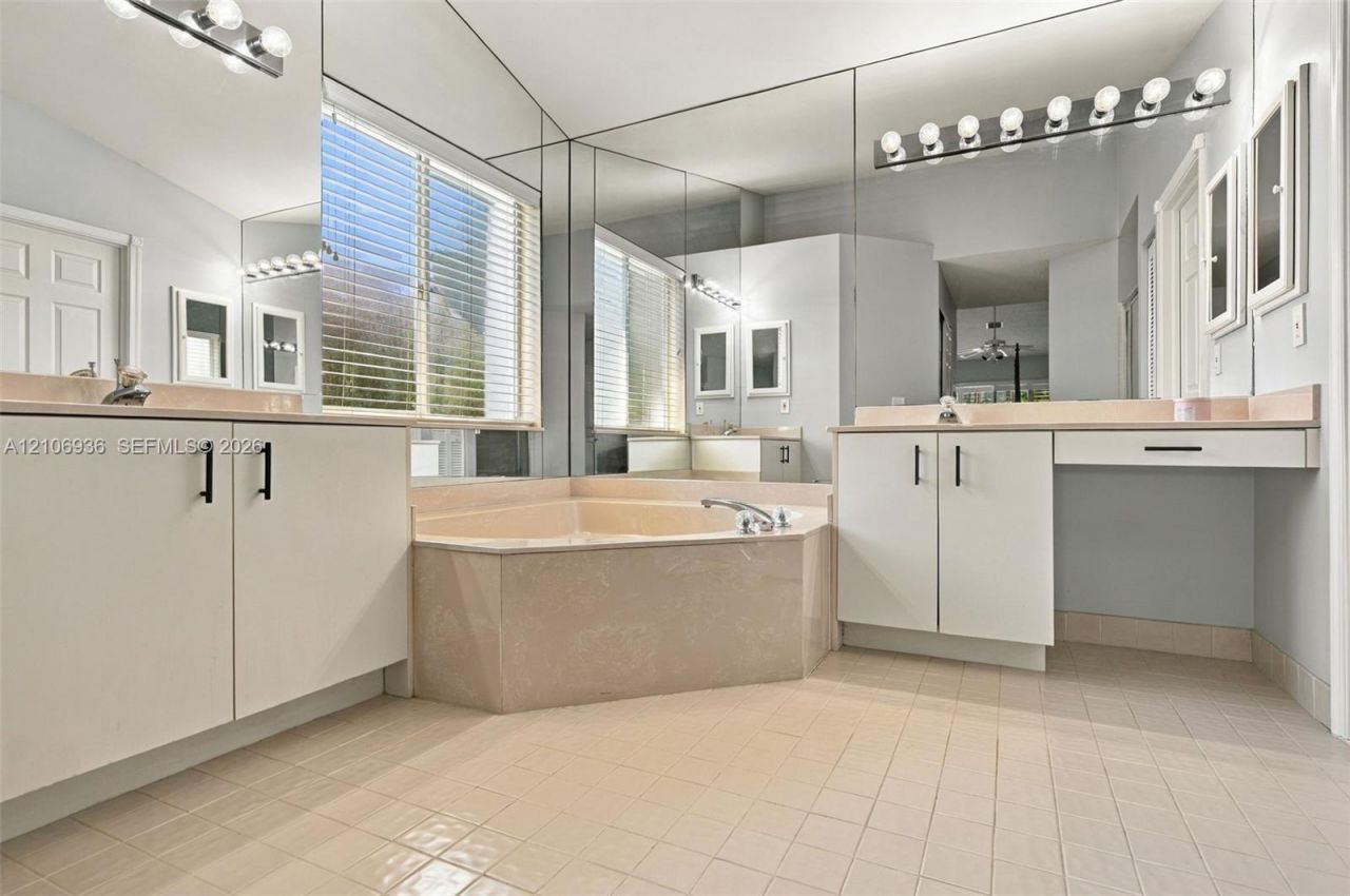 809 Heron Rd , Weston, FL 33326 Photo