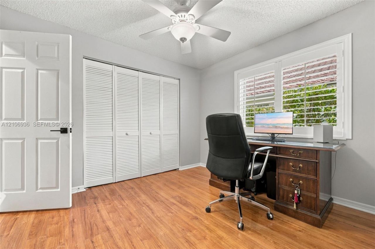 809 Heron Rd , Weston, FL 33326 Photo