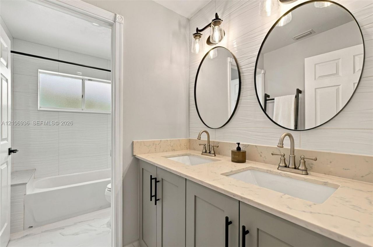 809 Heron Rd , Weston, FL 33326 Photo