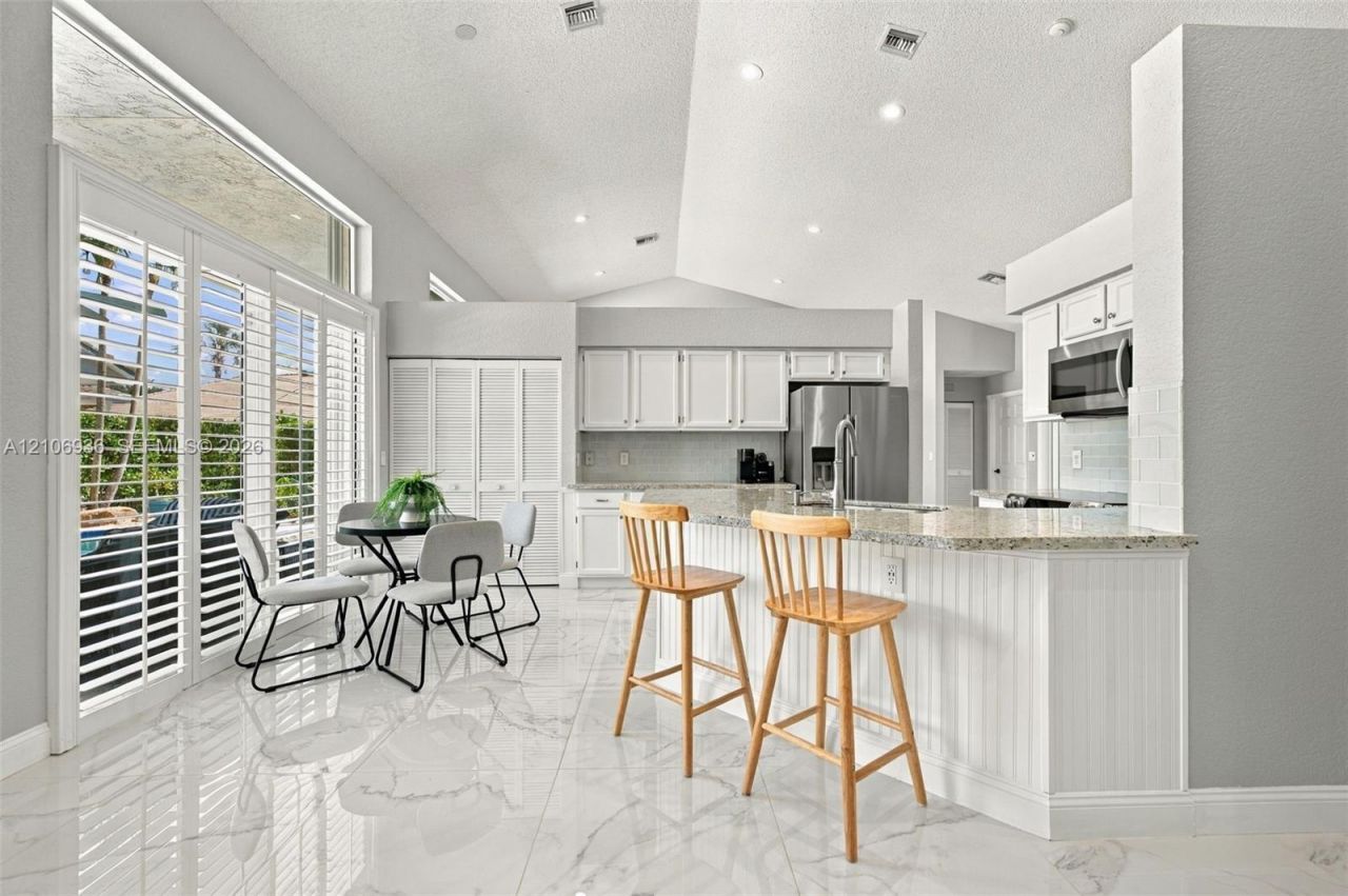 809 Heron Rd , Weston, FL 33326 Photo