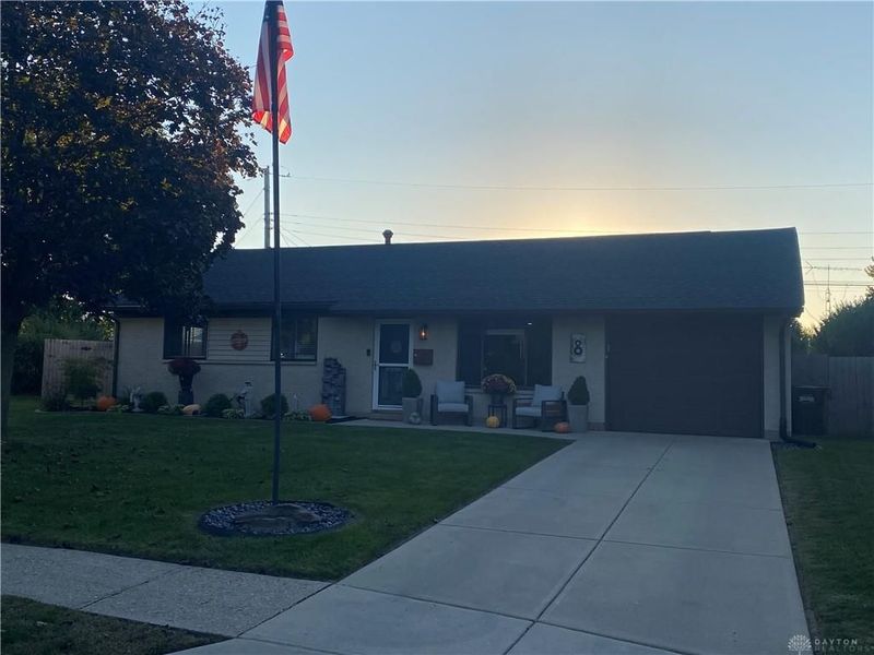 8 Vienna Court, Brookville, OH 45309 Photo 4