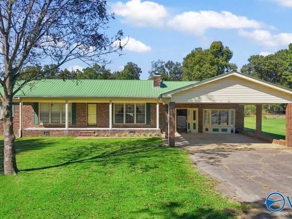 1696 Highpoint Road, Albertville, AL 35950