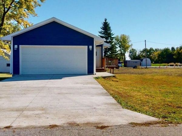 217 NE 4th Street, Ogden, IA 50212