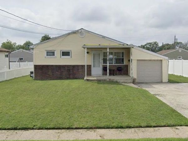 212 CANARY LANE, MOUNT HOLLY, NJ 08060