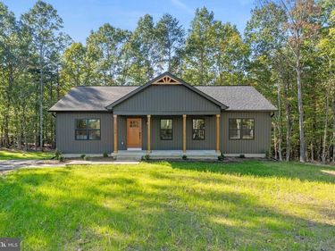 23555 BATNA ROAD, LIGNUM, VA 22726