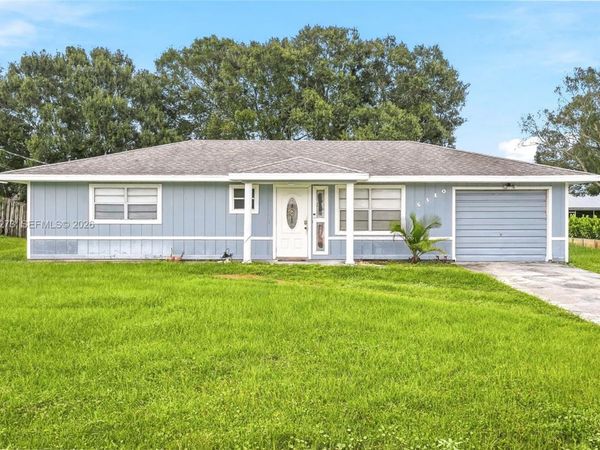 5310 Seagrape Dr , Fort Pierce, FL 34982