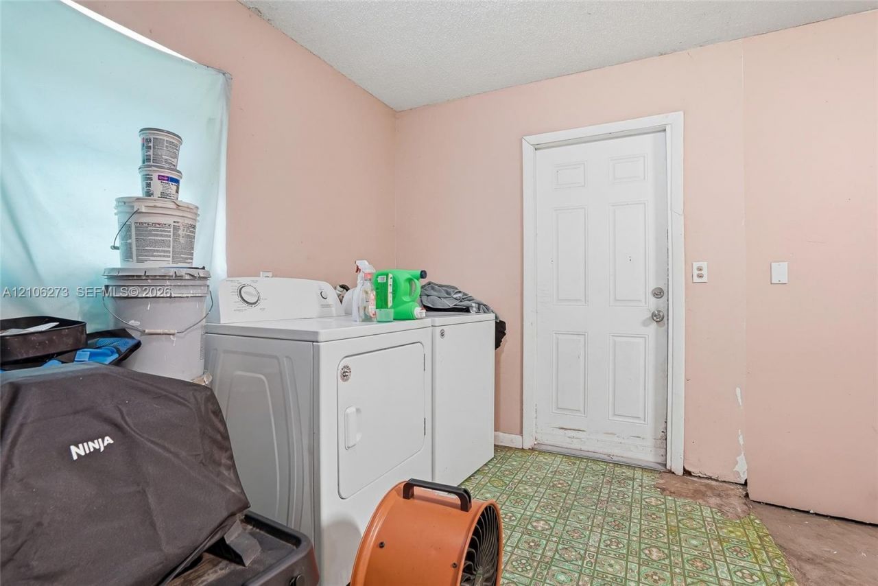5310 Seagrape Dr , Fort Pierce, FL 34982 Photo