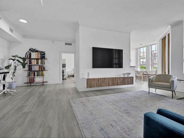 3001 NE 185th St , Unit 523, Aventura, FL 33180