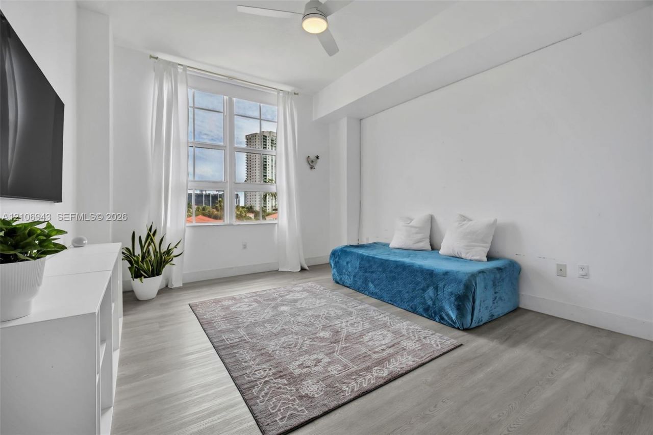 3001 NE 185th St , Unit 523, Aventura, FL 33180 Photo