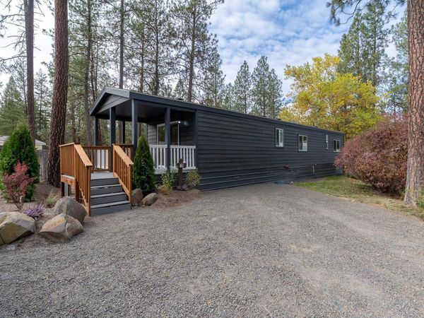 8900 S Mullen Hill Rd, Spokane, WA 99224