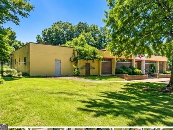 3699 Bakers Ferry Road SW, Atlanta, GA 30331