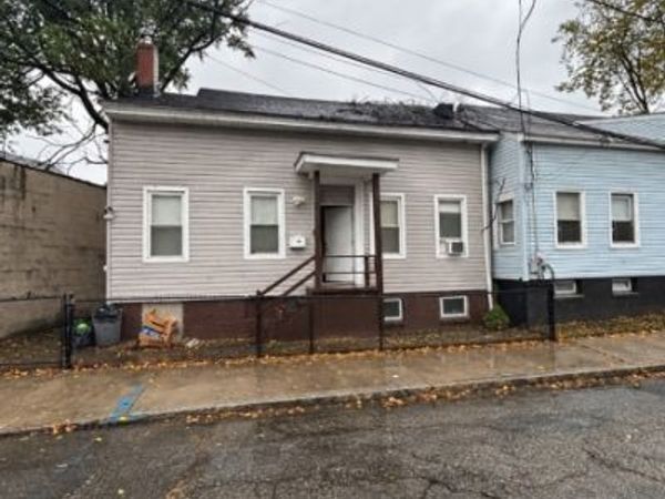 11 N Bridge St, Paterson, NJ 07522