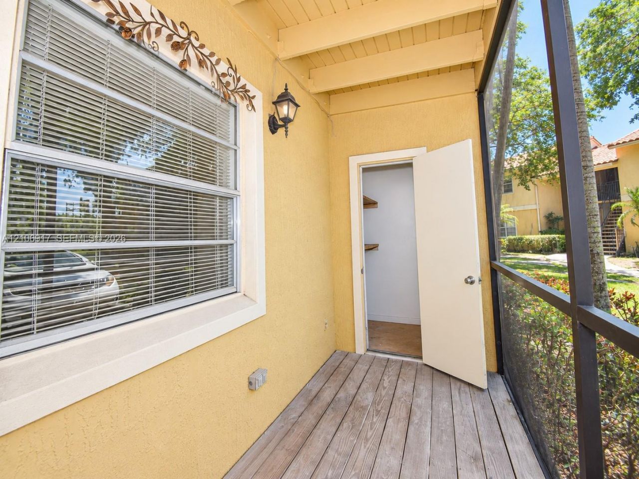 1237 SW 46th Ave , Unit 813, Pompano Beach, FL 33069 Photo