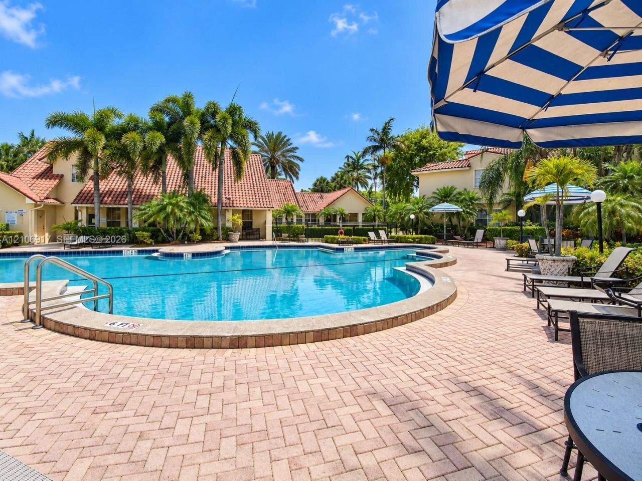 1237 SW 46th Ave , Unit 813, Pompano Beach, FL 33069 Photo