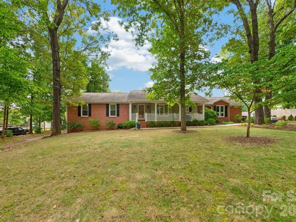 1660 Fairway Drive , Newton, NC 28658