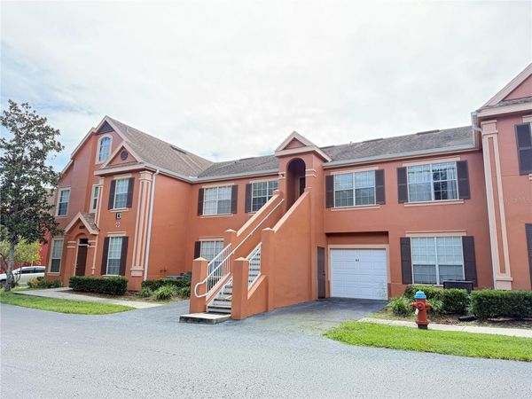 9248 LAKE CHASE ISLAND WAY, Unit 9248, TAMPA, FL 33626