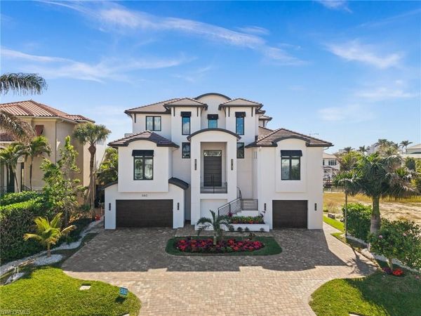 380 Trade Winds AVE , NAPLES, FL 34108