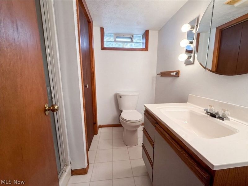 6608 Charles Avenue, Parma, OH 44129 Photo 24