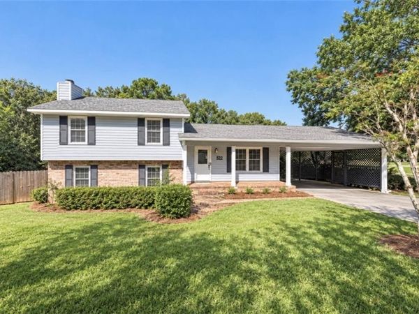 5720 Green Tree Road, Mobile, AL 36609