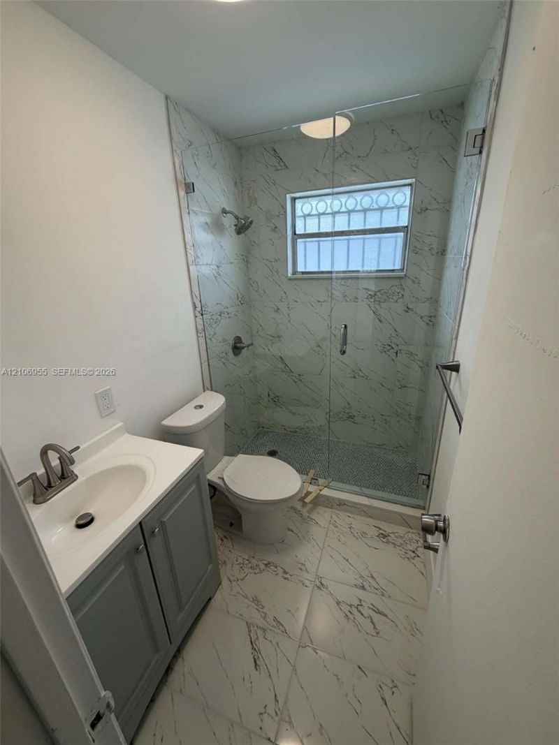 3348 NW 35th St , Unit 3348, Miami, FL 33142 Photo